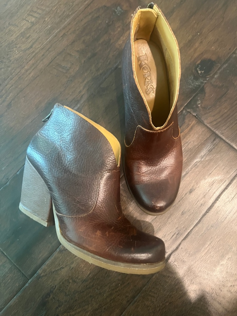 Korks Brown Leather Block Heel Ankle Western Festival Boots